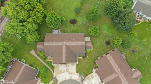 1697 10th St Sw, Mason City, IA, 50401-4770 | Card Image