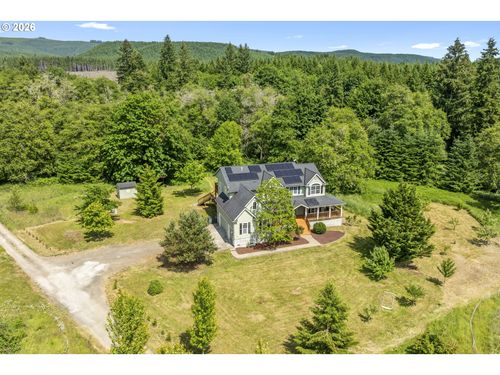 67856 Nehalem Hwy N, Vernonia, OR, 97064-9751 | Card Image