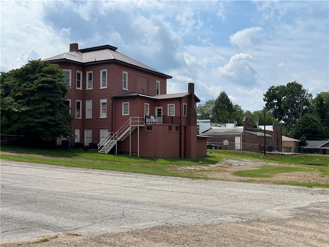 UNIT-201 - 112 W Main St, Home with 0 bedrooms, 0 bathrooms and null parking in Walhalla SC | Image 15