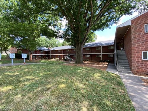 apt-d-1608 W Northwest Blvd, Winston-Salem, NC, 27104-4332 | Card Image