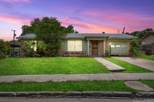 530 Redcliff Dr, San Antonio, TX, 78216-6422 | Card Image