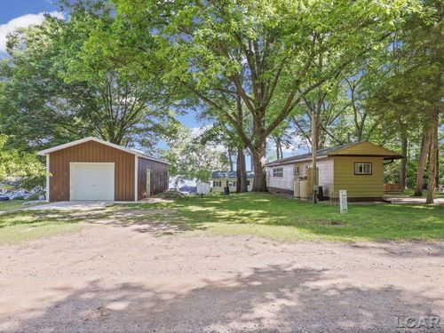 9216 Bass Dr, Reading, MI, 49274-9617 | Card Image