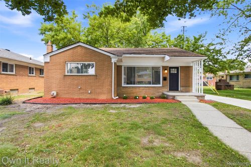 23700 Marlow St, Oak Park, MI, 48237-1958 | Card Image