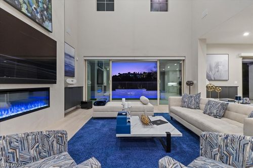9 Rue Promenade Way, Henderson, NV, 89011-2001 | Card Image
