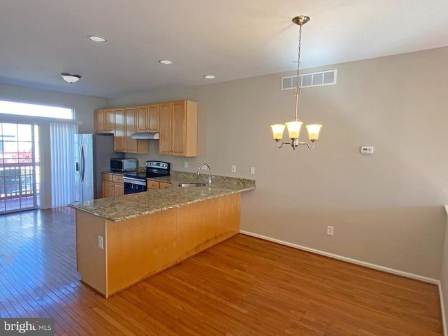 16 Thomas Ln N, Townhouse with 2 bedrooms, 3 bathrooms and null parking in Newark DE | Image 6
