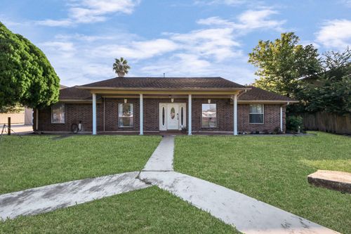 13610 Kaltenbrun Rd, Houston, TX, 77086-1518 | Card Image