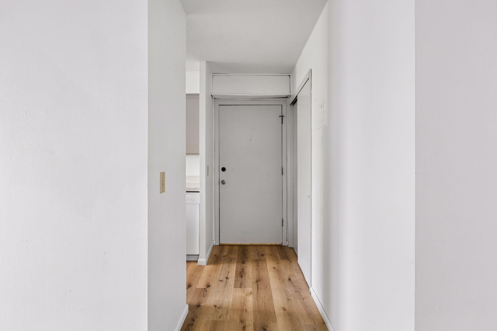 Residential in Hopkins 4