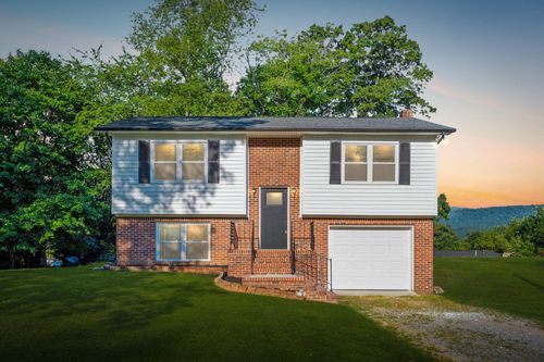 833 Indian Hills Dr, Dayton, TN, 37321-5961 | Card Image