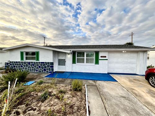 4810 Flora Ave, Holiday, FL, 34690-5953 | Card Image