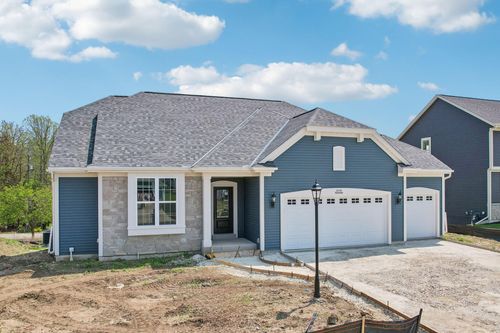 17420590 Laurel Springs Cir, Jackson, WI, 53037-1201 | Card Image