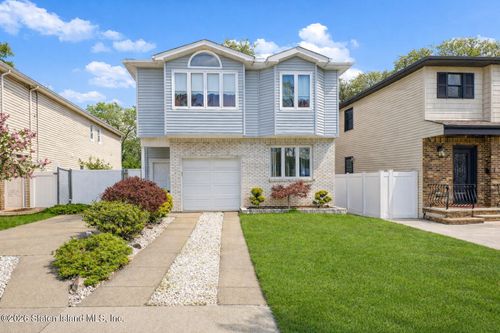 43 Colon St, Staten Island, NY, 10312-4503 | Card Image