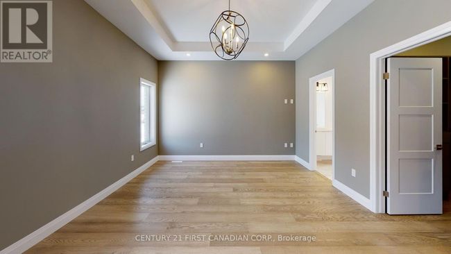 18 Postma Cres, House other with 3 bedrooms, 2 bathrooms and 4 parking in Ailsa Craig ON | Image 25