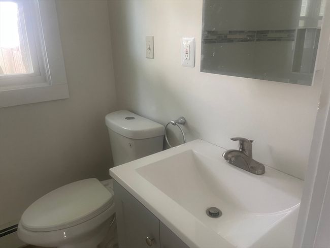 171 Chatham St, Home with 6 bedrooms, 2 bathrooms and 2 parking in Lynn MA | Image 8