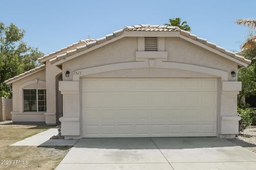 7517 E Nopal Ave, Mesa, AZ, 85209-6255 | Card Image