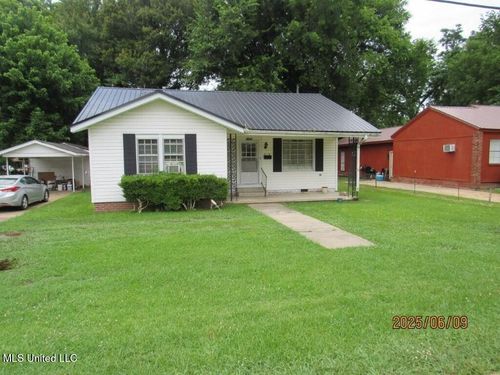1711 Swayze St, Yazoo City, MS, 39194-2441 | Card Image