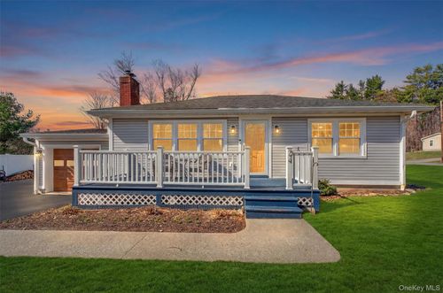 24 Linda Pl, Fishkill, NY, 12524-2400 | Card Image