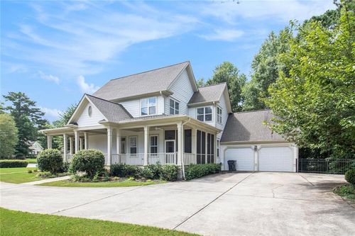 2013 Hubbard Ct, Villa Rica, GA, 30180-5842 | Card Image