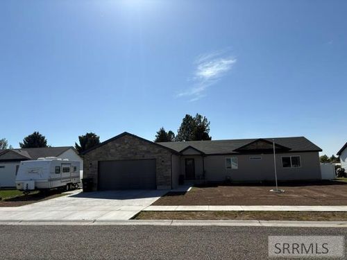 2572 Baylor Dr, Ammon, ID, 83406-6844 | Card Image