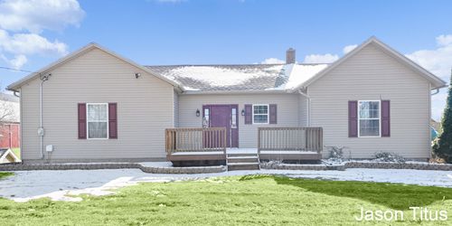 9604 Island Hwy, Eaton Rapids, MI, 48827-9314 | Card Image