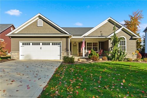 253 Glenwood St Sw, North Canton, OH, 44720-3507 | Card Image