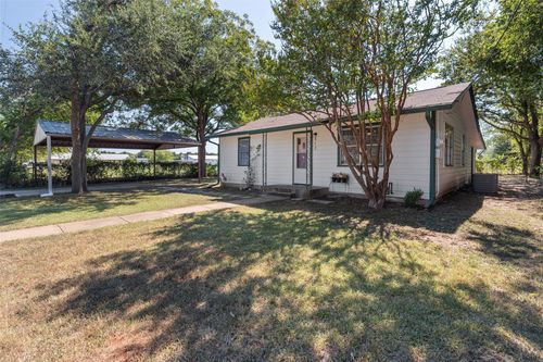 412 S Somervelle, Iredell, TX, 76649-4740 | Card Image