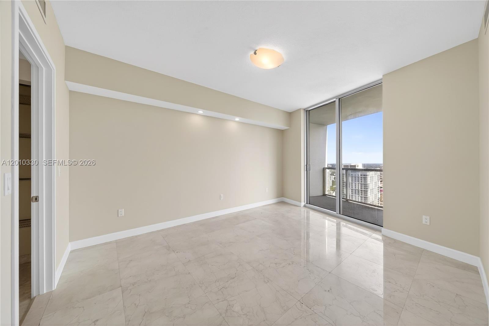 Residential in Miami 2