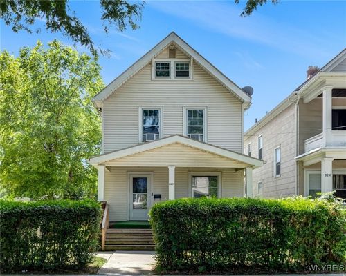 2239 Willow Ave, Niagara Falls, NY, 14305-3051 | Card Image
