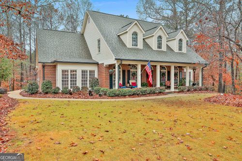102 Canterbury Dr, Lagrange, GA, 30241-9624 | Card Image