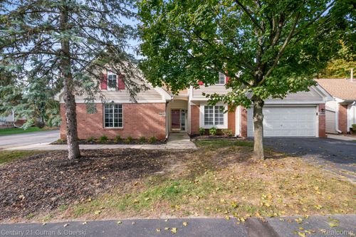 6433 Pembrook Dr, Westland, MI, 48185-7762 | Card Image