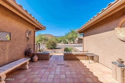 Front entryway looking at the mountains | Image 2