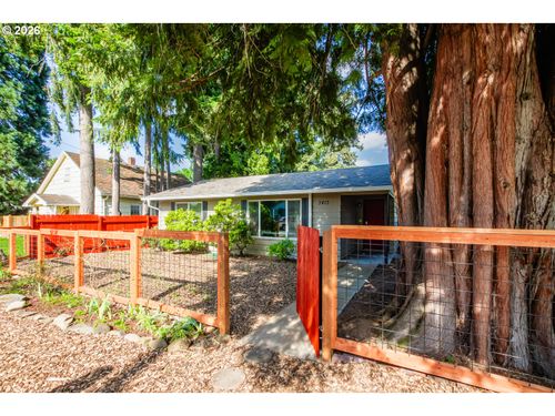 3413 O St, Vancouver, WA, 98663-2449 | Card Image