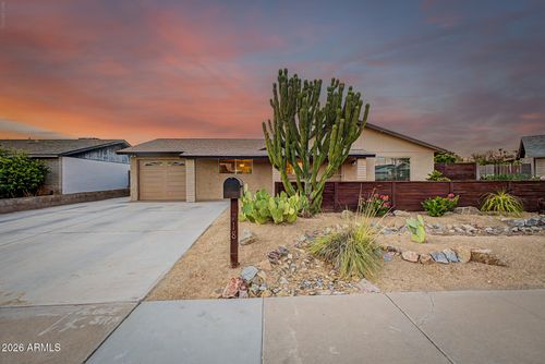 718 E Sesame St, Tempe, AZ, 85283-2957 | Card Image