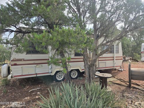 259 W Cathedral Valley Rd, Ash Fork, AZ, 86320 | Card Image
