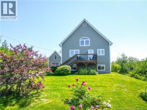 119 Rue De L'Aboiteau, Cap Pelé, NB, E4N1P2 | Card Image