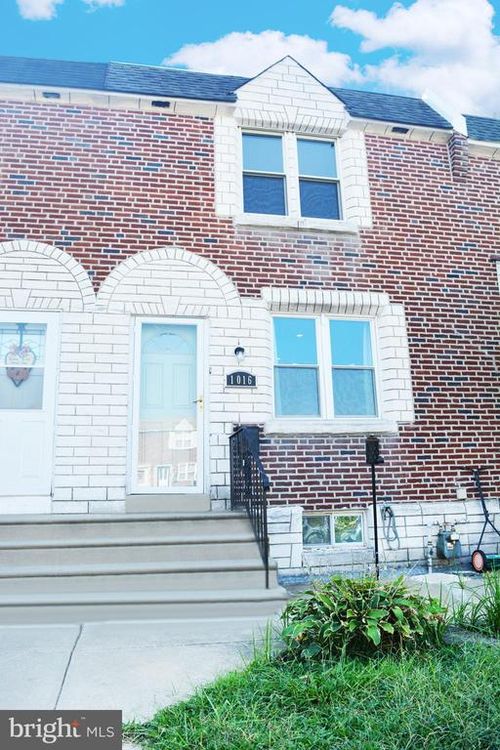 1016 Poplar Ave, GLENOLDEN, PA, 19036-1124 | Card Image