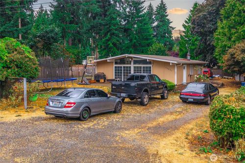 35631 13th Avenue Sw, Federal Way, WA, 98023 | Card Image