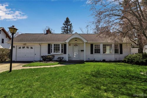 95 Brookside Dr, Williamsville, NY, 14221-6976 | Card Image