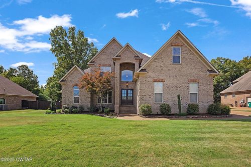 97 Flagstone Dr, Jackson, TN, 38305-8576 | Card Image