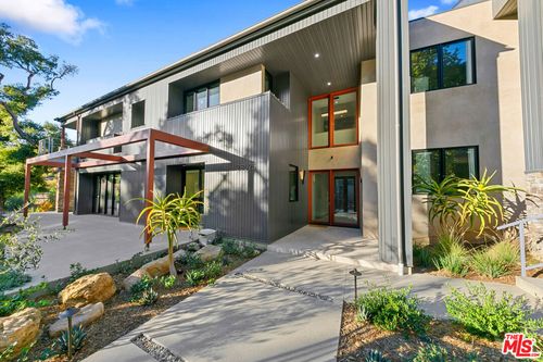 28525 Newton Canyon Rd, MALIBU, CA, 90265-2741 | Card Image