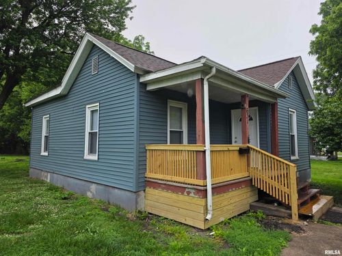 631 Myrtle St, Jacksonville, IL, 62650-1648 | Card Image