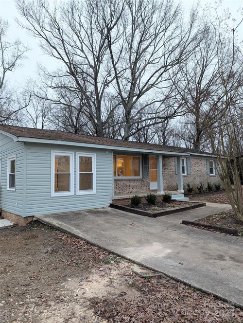 6005 Penndale Dr, Shelby, NC, 28152-8601 | Card Image