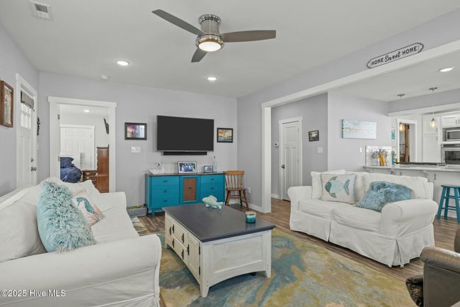 106 S Water St, House other with 6 bedrooms, 5 bathrooms and null parking in Swansboro NC | Image 39