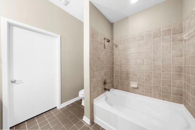 UNIT-1608 - 5300 Peachtree Rd, Condo with 2 bedrooms, 2 bathrooms and 2 parking in Chamblee GA | Image 26