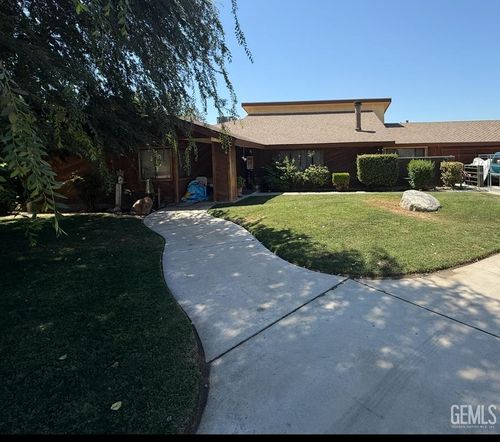 16745 Stephenie St, Bakersfield, CA, 93314-9208 | Card Image