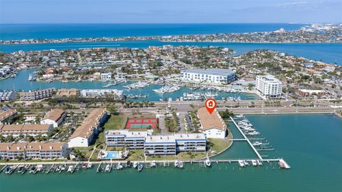 117 Yacht Club Ln, TIERRA VERDE, FL, 33715-1987 | Card Image