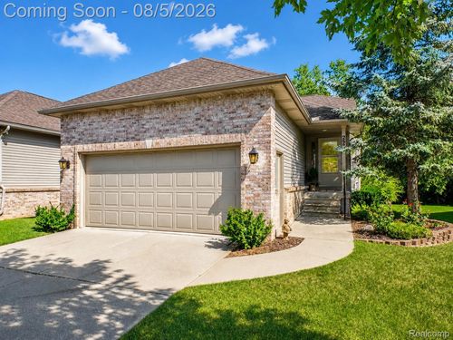 255 Creekwood Cir, Linden, MI, 48451-9104 | Card Image