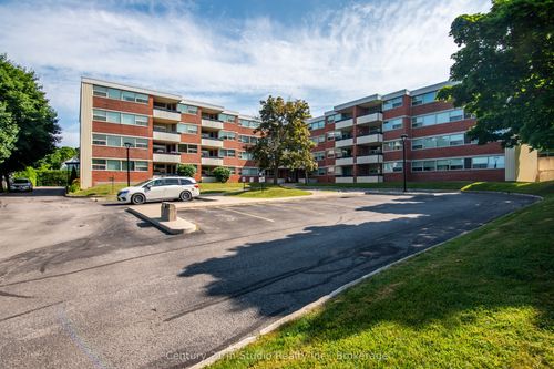 205-860 9th St E, Owen Sound, ON, N4K1R2 | Card Image