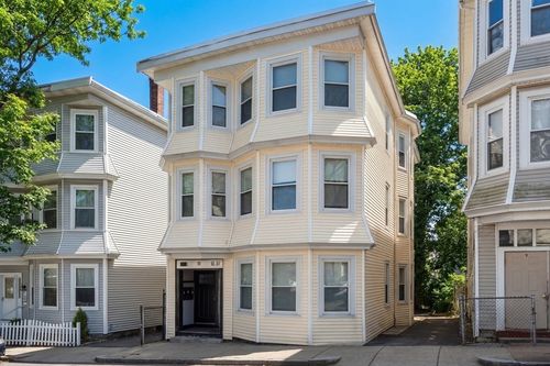 11 Priesing Street, Boston, MA, 02130 | Card Image
