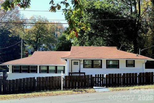 140-3429 Byrnes St, Charlotte, NC, 28205-1730 | Card Image