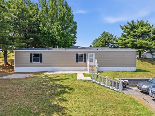 6016 Ambler Ct, Slatington, PA, 18080-3001 | Card Image